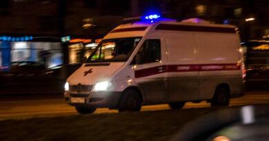 12-летняя петербурженка получила ожоги из-за детонации пиротехники под елкой