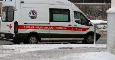 В Петербурге студента колледжа избили за надпись на футболке на иностранном языке