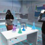 Будет интереснее и безопаснее. Химические опыты школьники станут проводить в VR-лабораториях