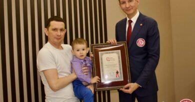 Флаги 196 стран назвал трехлетний мальчик и попал в Книгу рекордов России