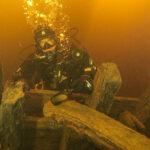Корабль пиратов? Тысячелетнее судно с изображением Левиафана найдено на дне Ладожского озера