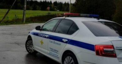 В Бокситогорском районе ЛО задержан подросток-нарушитель, пытавшийся убежать на «Жигулях» от сотрудников ГАИ  