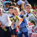 25-35 процентов от средней зарплаты по региону. Ввести «Первосентябрьский капитал» для семей школьников предложил депутат