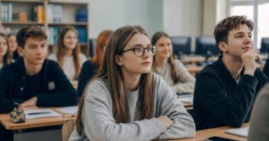 Министр просвещения: испытания для поступления в 10-й класс допустимы только при зачислении на профильное обучение