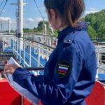 Катер наехал на надувной матрас с двумя детьми в Ленинградской области