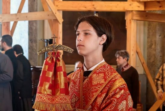 Фото: Ярославская митрополия / ВКонтакте. 15-летний церковный служитель Артемий Шкунов утонул, спасая своего друга